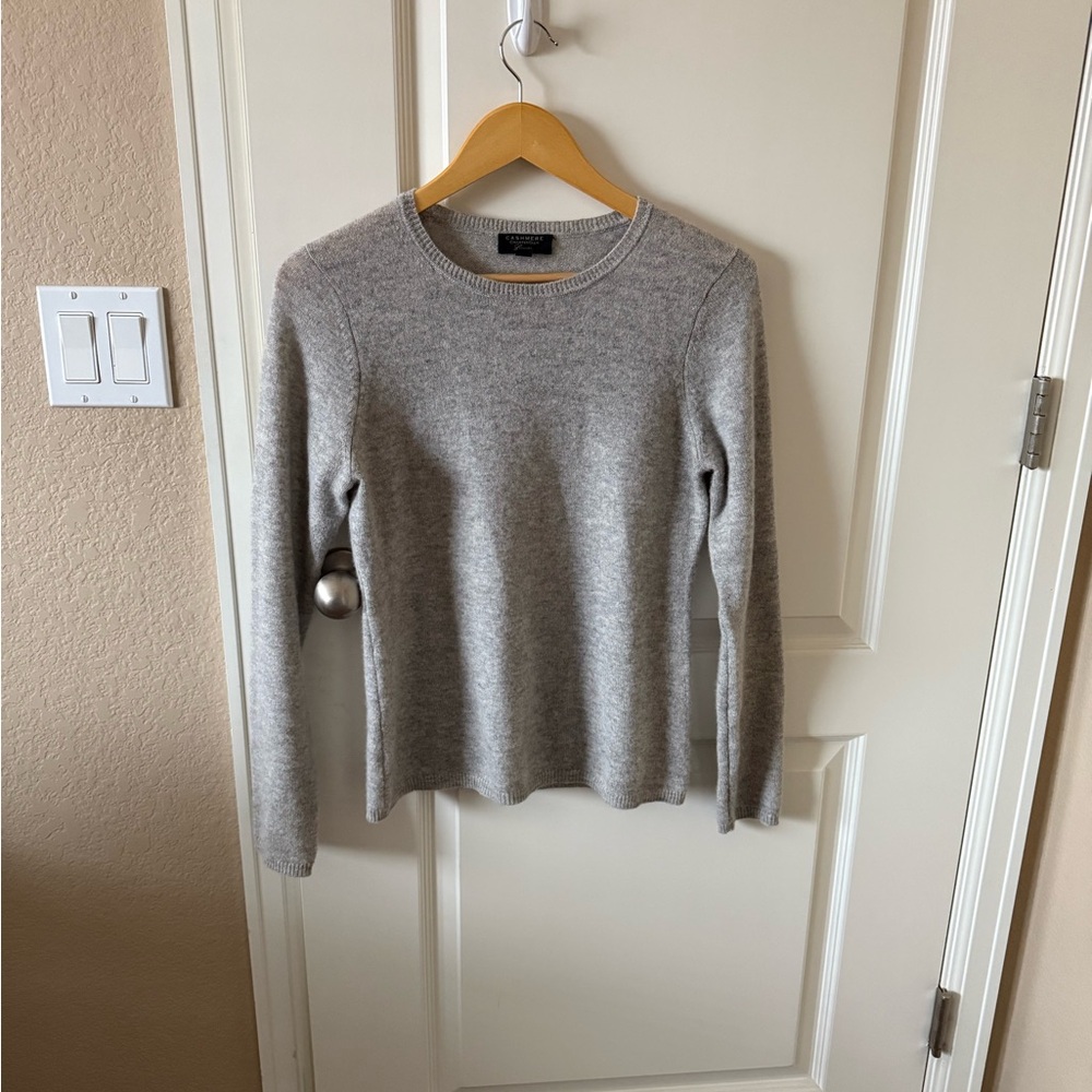 EUC CASHMERE CHARTER CLUB LUXURY SWEATER